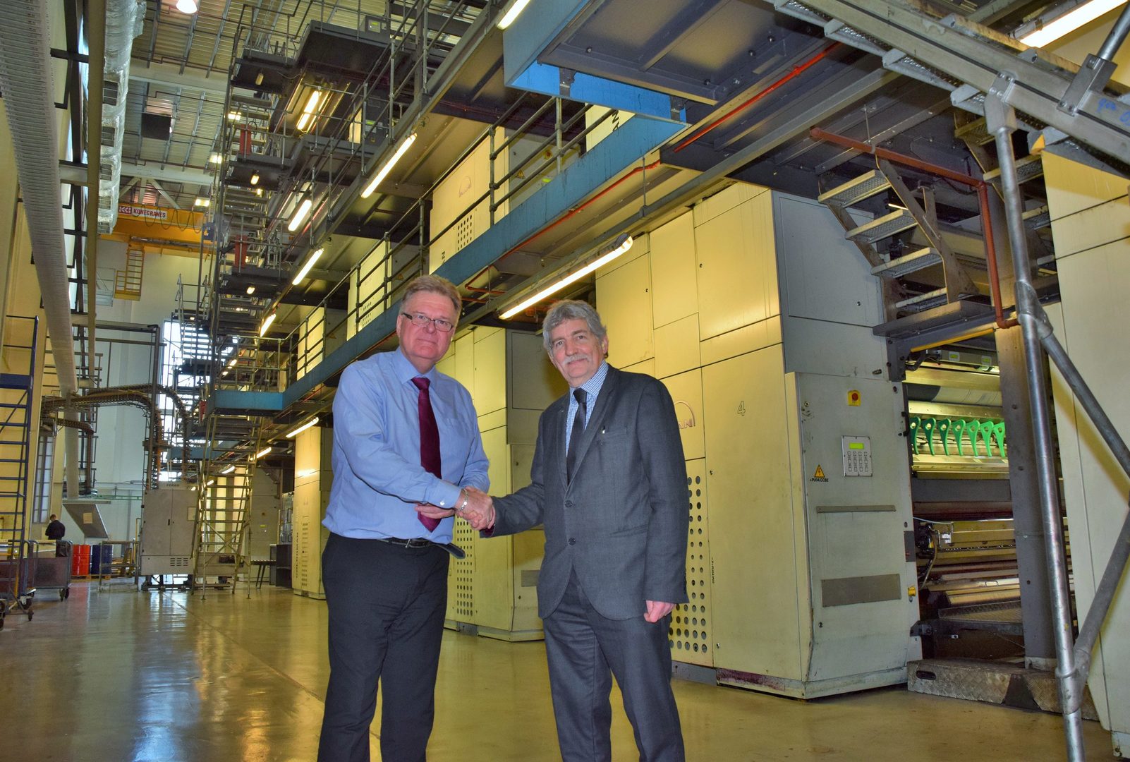 NEW MILTON ADVERTISER AND LYMINGTON TIMES TO CELEBRATE 90TH ANNIVERSARY WITH FULL COLOUR RELAUNCH